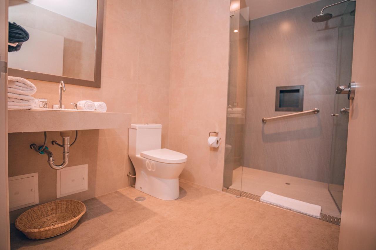 Habitación adaptada para personas con movilidad reducida - Cama grande