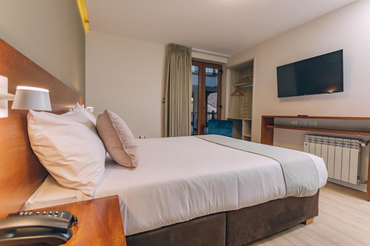 Habitación Superior con cama grande y vistas